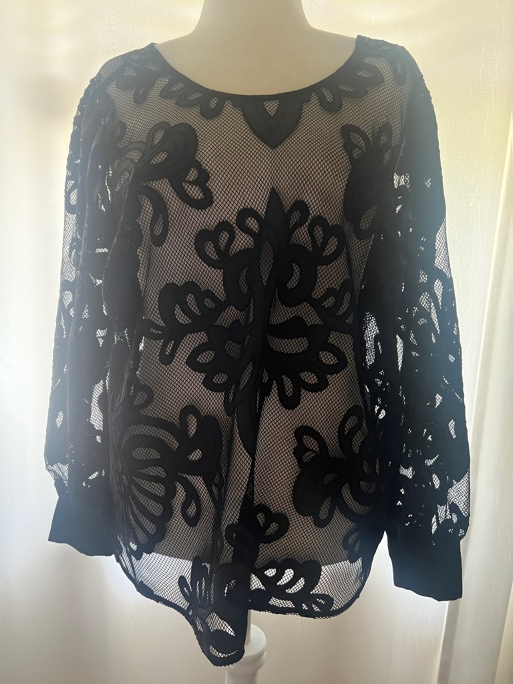 Torrid Black Mesh Embroidered Sheer Long Sleeve Top Size 1 1X Floral